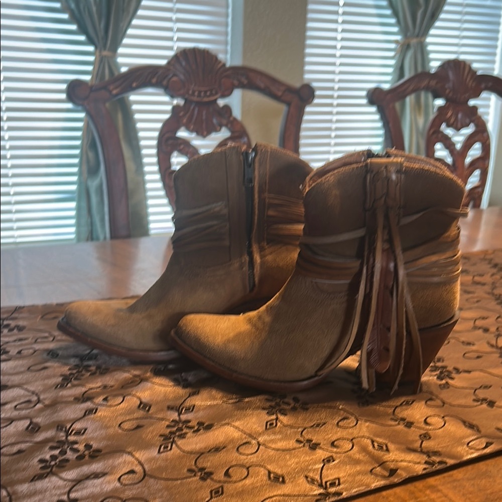 Women's Tan Western Ankle Boots made by Luccese.
